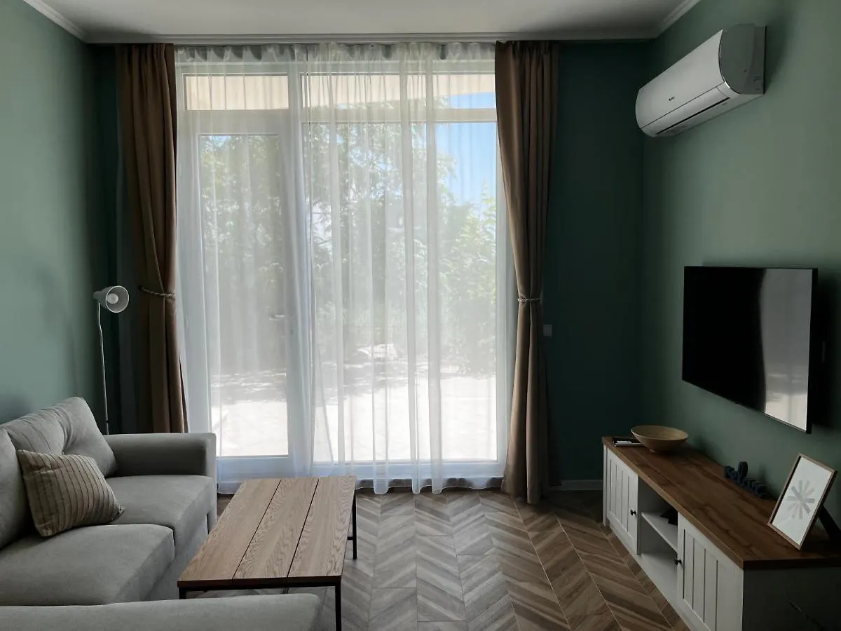 Las Brisas Garden Apartment Burgas